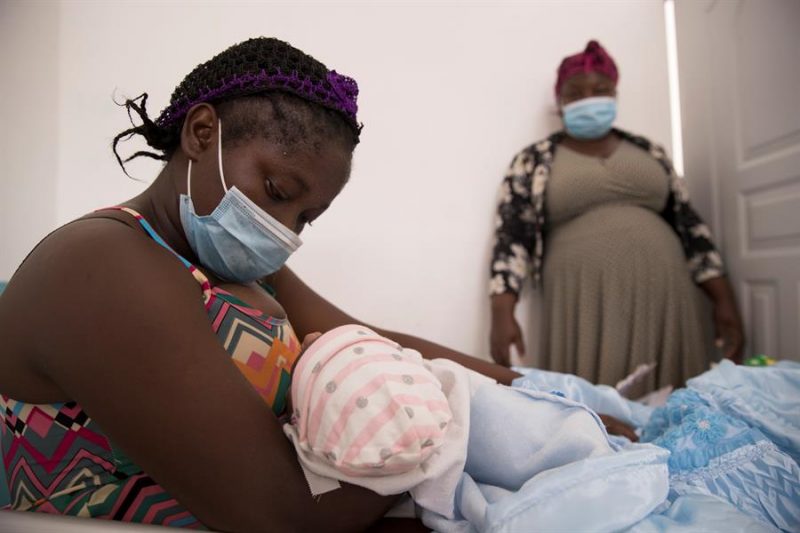 Naciemientos-en-maternidad-de-Santiago-corresponden-a-haitianas.